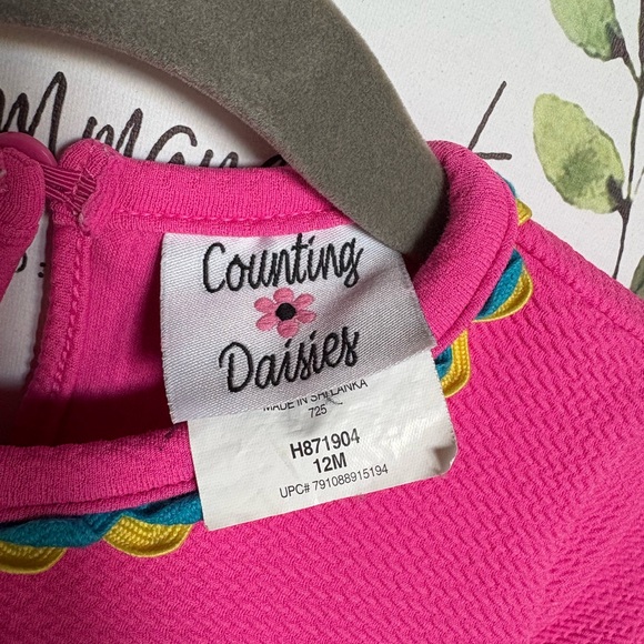 Counting Daisies Dress - Picture 4 of 4